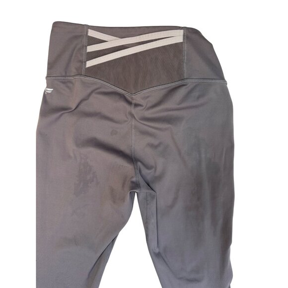 Fabletics Small Silver Grey Leggings/Capris  Stretchy Performance Wear - Picture 7 of 11